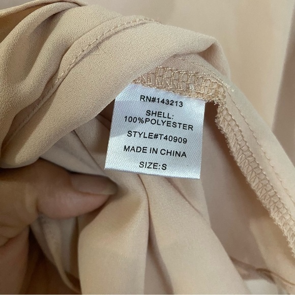 🎈Double layered long  sleeve flowy polyester women’s ethereal top blouse - Picture 4 of 4